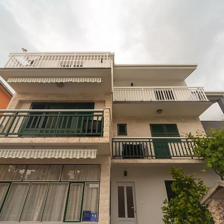 Apartment Antonio Baška Voda Buitenkant foto