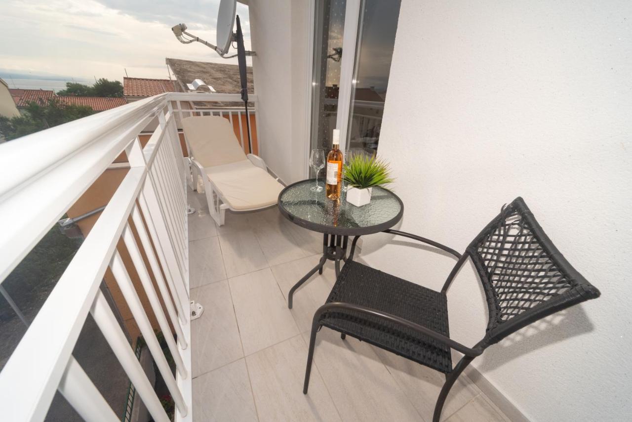 Apartment Antonio Baška Voda Buitenkant foto