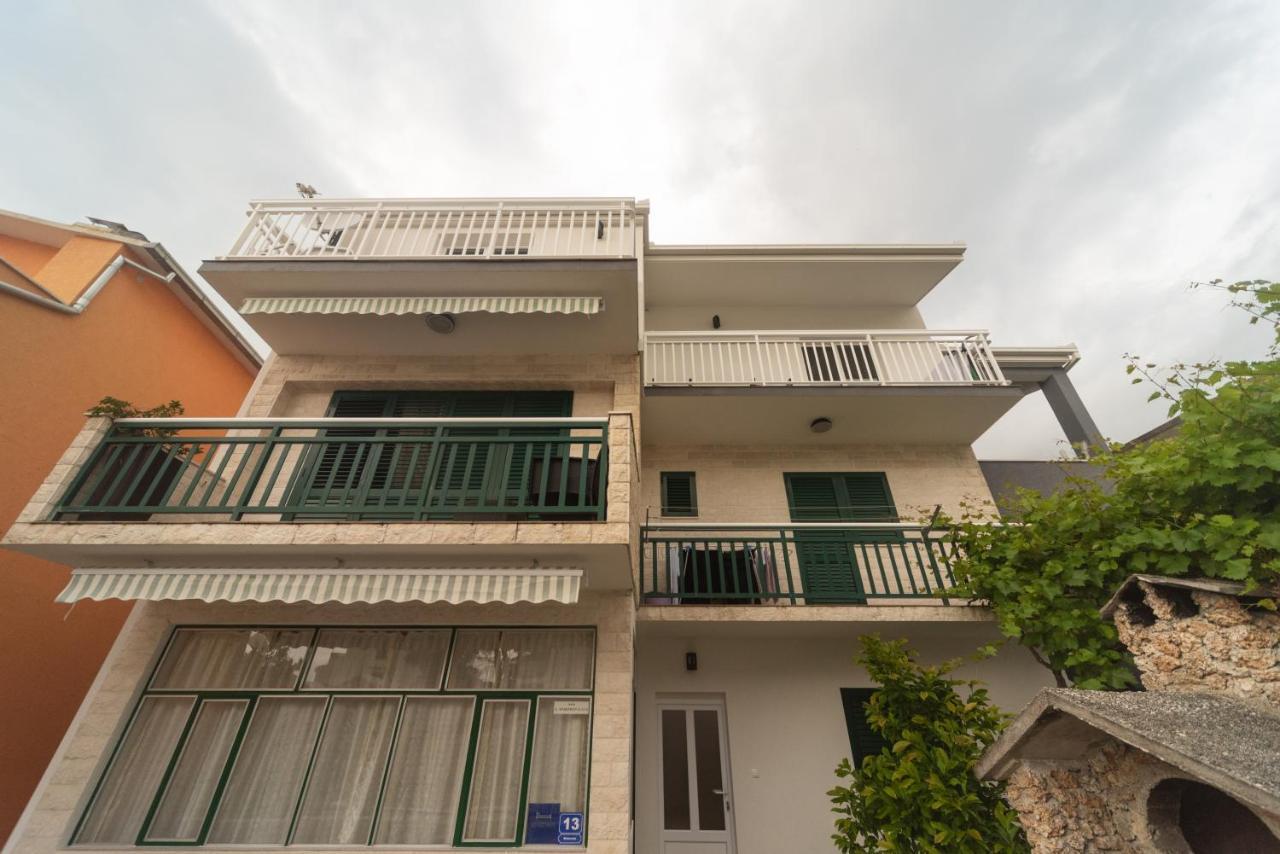 Apartment Antonio Baška Voda Buitenkant foto